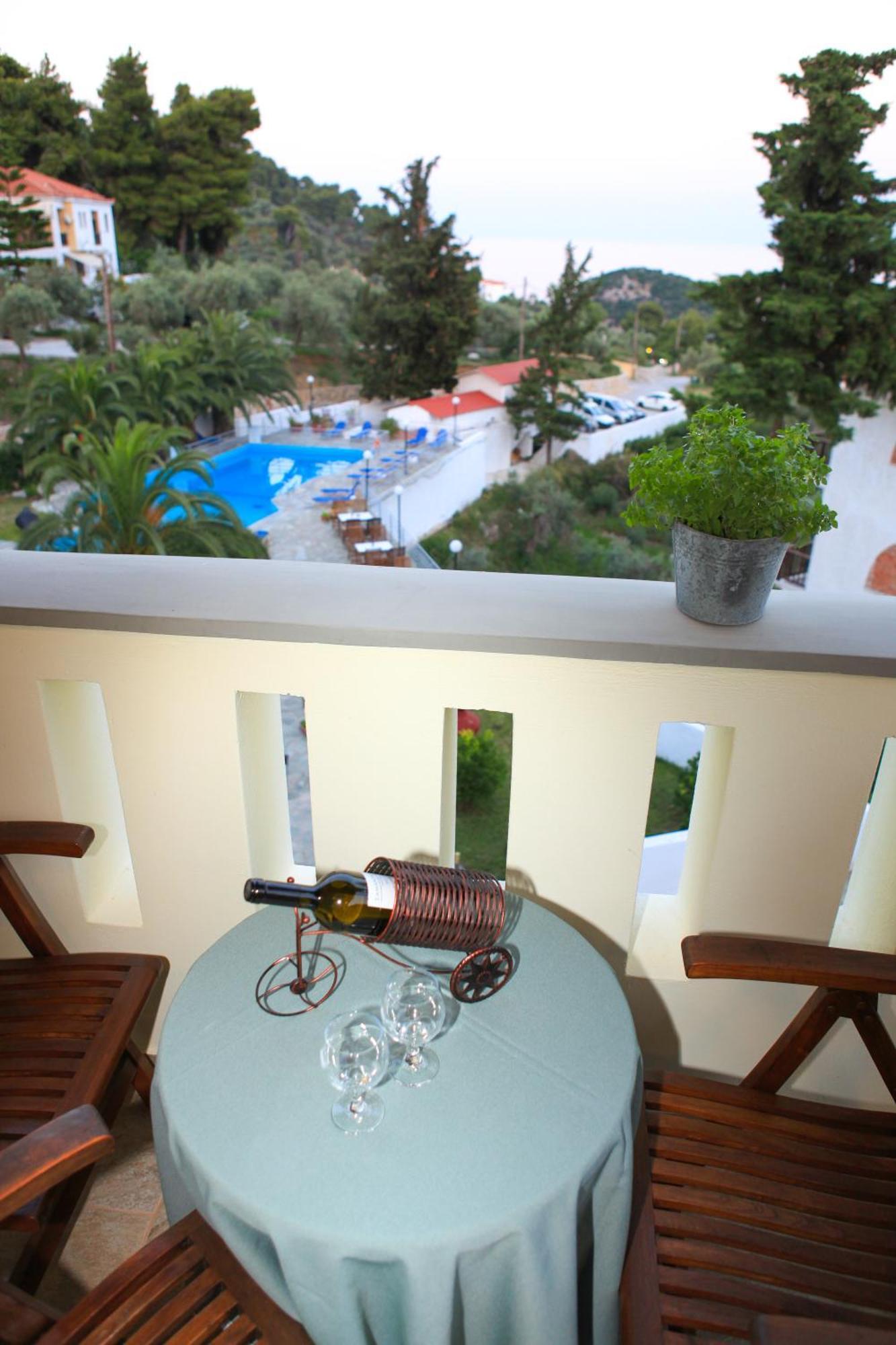 Stafylos Suites & Boutique Hotel Luaran gambar